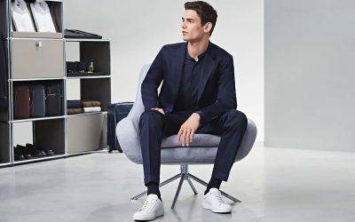 Hvordan bærer man et jakkesæt med sneakers? Den fashionable mands guide