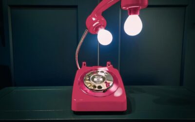 Fra skrald til gadget. The Surge of Upcycled Electronics in Tech Startups